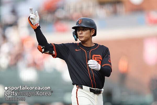 '엄청난 상승세' 이정후, 피츠버그 선발 앤드류 히니 상대로 6경기 연속 장타 도전한다