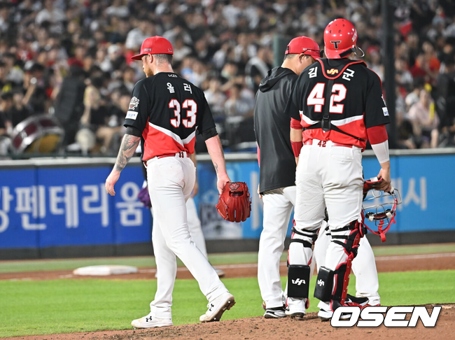 꿈의 원투펀치, 꿈의 40홈런타자 아니었나...교체도 애매하고 KIA 발목잡는 외인 리스크