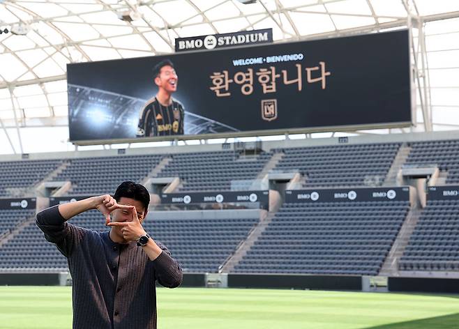 ‘오피셜’ 공식입장 떴다…냉혈한 레비 회장, 손흥민에게 고마움 표해 “역대 가장 위대한 선수 중 한 명, 영원히 감사할 것”