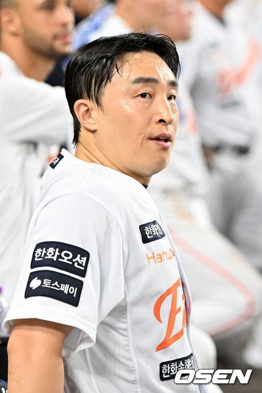 또 9회 역전패라니…1위 다시 내준 한화, 트레이드 효과를 미리 확인했다→LG전 손아섭 1번 풀가동