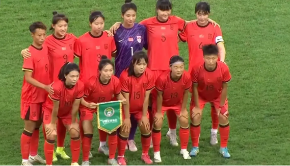 中 축구 6-0 대승!