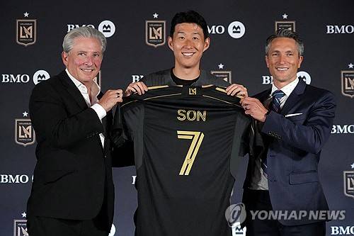 손흥민 토트넘 탈출, '신의 한 수' 였나…SON 없으니 골 없다→김민재 철벽 수비+토트넘, 뮌헨에 0-4 '충격패'