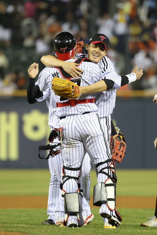 데뷔 15년 만에 첫 완봉승→토종 ERA 1위, 한화 상대로 좋은 기억 추가하나...첫 3년 연속 10승 도전