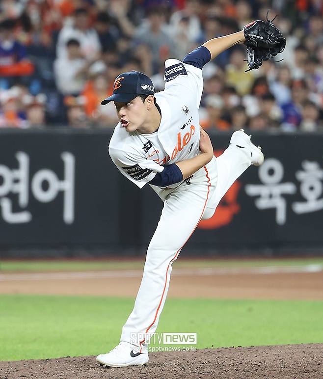 리그 역사에 없던 선수가 탄생하나… 더 특별해진 ‘161㎞’의 비밀, 류현진 후계자 대관식 시작됐다
