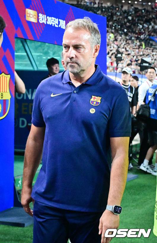 '다시는 여기랑 일 안 한다' 바르사 플릭 감독, 韓 투어에 불만 폭발...