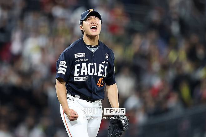 154㎞ 직구에 국대 포수 얼음, 한화 정우주 이제 필승조로 간다…