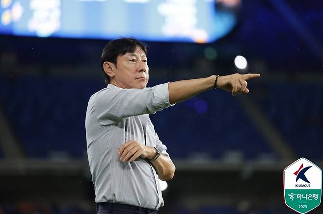 ‘울산 11경기 무승 깬’ 신태용 감독 소신발언 “내 축구에 포메이션 없다…그동안 단조로운 움직임 아쉬워” [SPO 현장 일문일답]