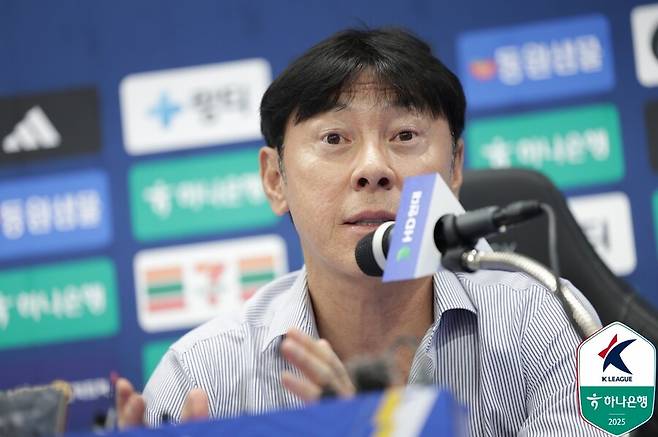 ‘울산 11경기 무승 깬’ 신태용 감독 소신발언 “내 축구에 포메이션 없다…그동안 단조로운 움직임 아쉬워” [SPO 현장 일문일답]