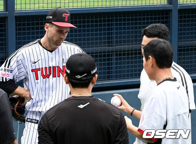 ‘후반기 17승3패’ 1위 LG 더 강해진다…‘엘동원’ 대체 외인, KBO 데뷔전 정해졌다