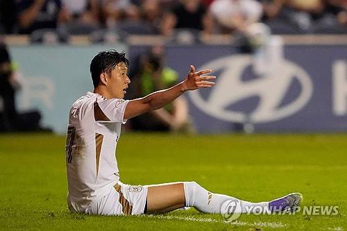 손흥민 인기 '상상 이상'…MLS 데뷔전 매진 수준→美 언론+SON도 깜짝 놀랐다
