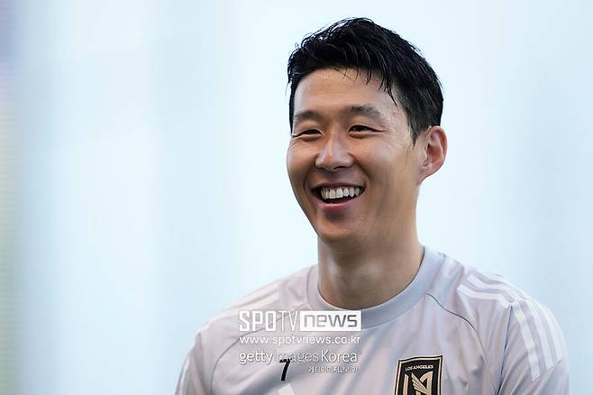 美 단독 순위 떴다! 딱 1경기 뛴 손흥민, MLS 역대 최고 스타 4위…카카-즐라탄-앙리 다 밑으로!
