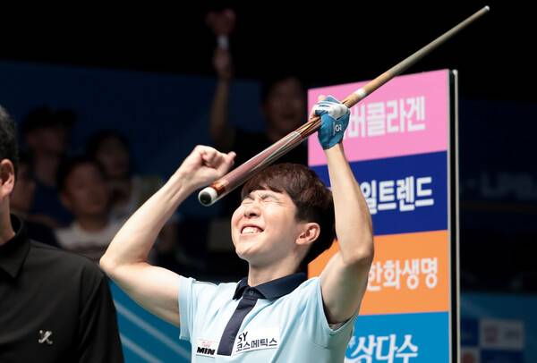 일본 선수가 '한국어'로 우승 기자회견... 마무리는