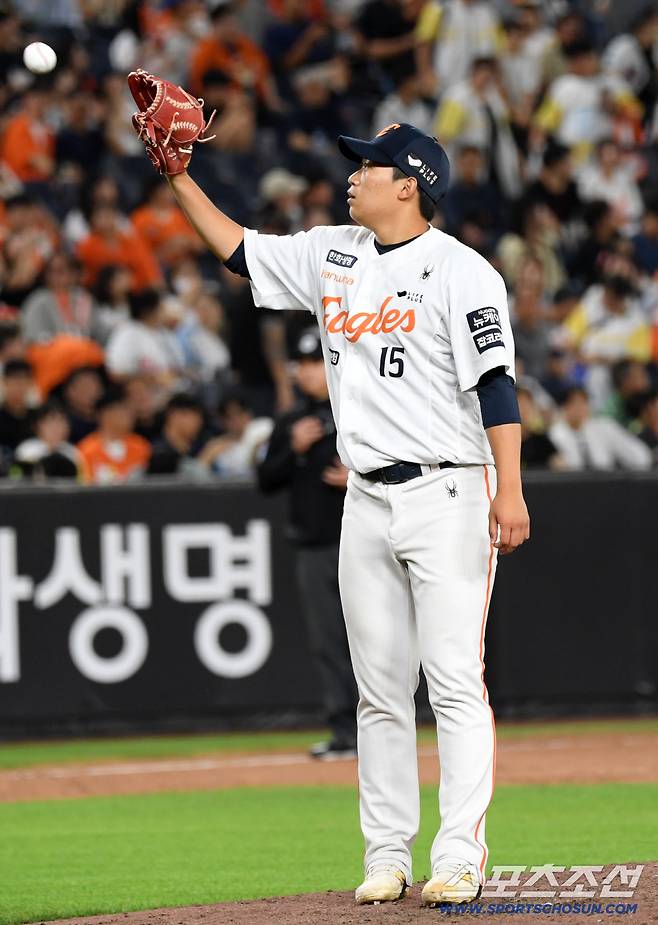 '엄상백→황준서→엄상백' 한화 5선발 고민, 새로운 카드 꺼냈다…