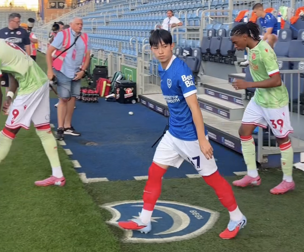 [efl.review] 험난했던 양민혁 선발 데뷔전 ‘90분’…포츠머스, 3부 레딩에 1-2 충격패