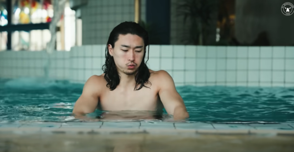'韓 WC 최고 스타' 조규성 또또 파격 변신! 노랗게 물들인 삭발 스타일 등장...UEL 예선 복귀전 치르나