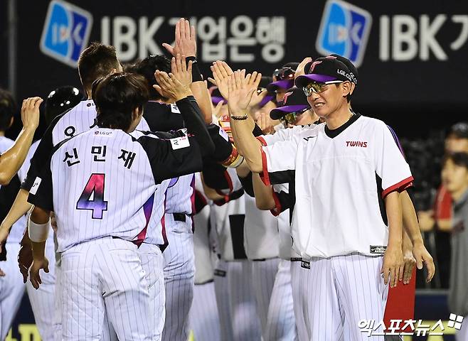 '하늘이 화 났다!' 오후 6시36분 이런 일이…'급폭우+물바다' KT위즈파크 우천 취소→14일 임찬규 vs 배제성 [수원 현장]