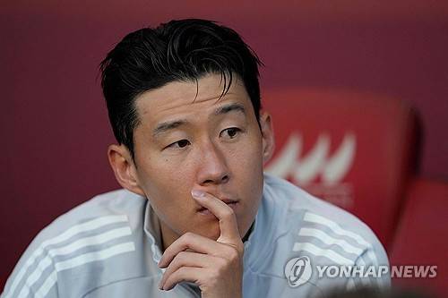 손흥민 품절남 초대박! 토트넘 땅 치고 후회한다→SON 유니폼 사고 싶어도 못 사네…'홈 셔츠' 전 사이즈 완판+배송 1달 소요