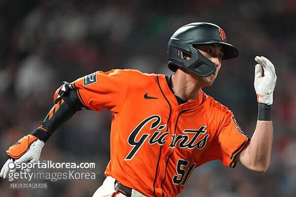 '한국 야구 새 역사' 이정후가 썼다! 다음 목표는 이치로의 '아시아 신기록'…31년 만의 역대 최초 '두 자릿수 3루타'