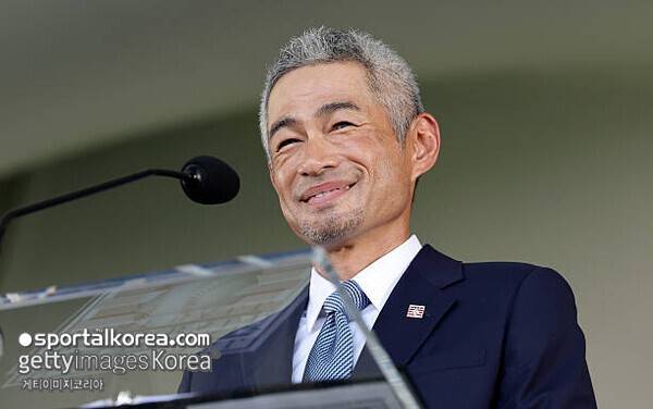 '한국 야구 새 역사' 이정후가 썼다! 다음 목표는 이치로의 '아시아 신기록'…31년 만의 역대 최초 '두 자릿수 3루타'