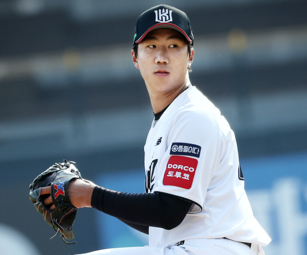 LG 김영우와 서울고 원투펀치였던 유망주, 드디어 1군 콜업...강철매직도
