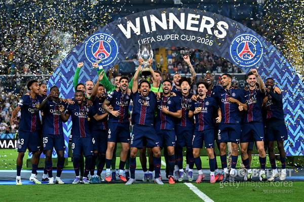 UEFA 슈퍼컵 득점한 이강인, 프리미어리그 팀들 문의 쇄도 '프랑스 1티어 기자 보도'