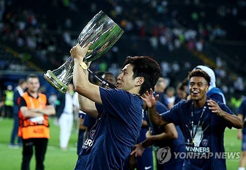 이강인, '韓 21호' 프리미어리거 보인다!…PSG 1티어 보도 떴다