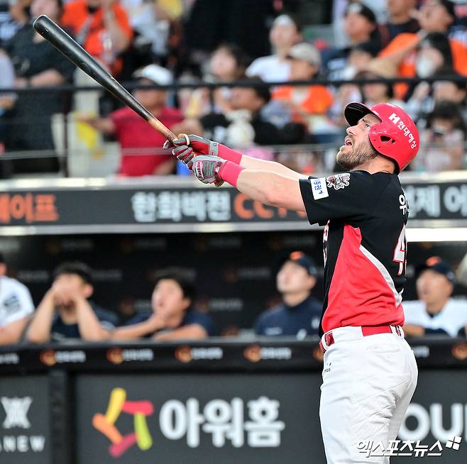 KIA, '1군행' 4일 만에 배터리코치 말소 왜?