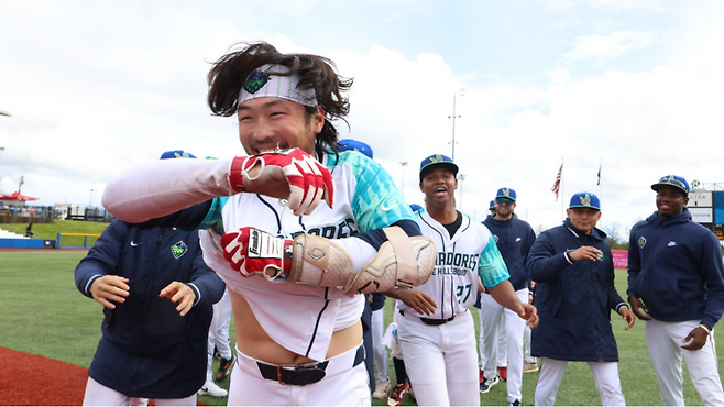 KBO 레전드의 아들, 마이너리그에서 방출 수모… 유망주라더니 더블A도 못 갔다