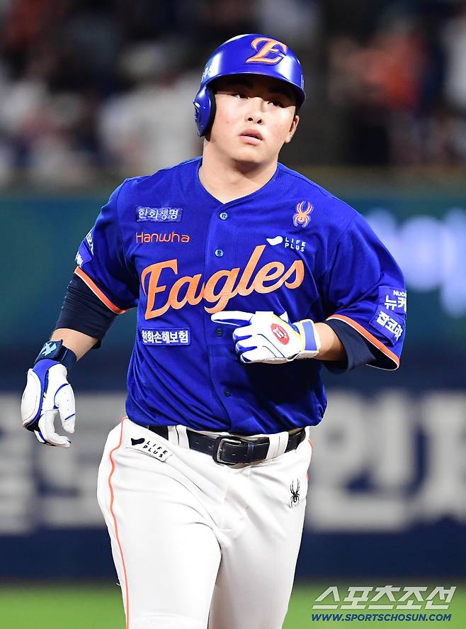 78억 FA보다 낫네! 문현빈 쐐기 3점포+정우주 155km 쾅쾅…'손아섭 홈커밍' 한화, NC 잡고 '파죽지세' 5연승 질주 [창원리뷰]