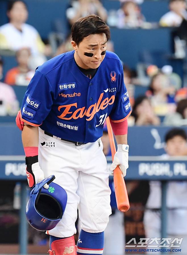 78억 FA보다 낫네! 문현빈 쐐기 3점포+정우주 155km 쾅쾅…'손아섭 홈커밍' 한화, NC 잡고 '파죽지세' 5연승 질주 [창원리뷰]