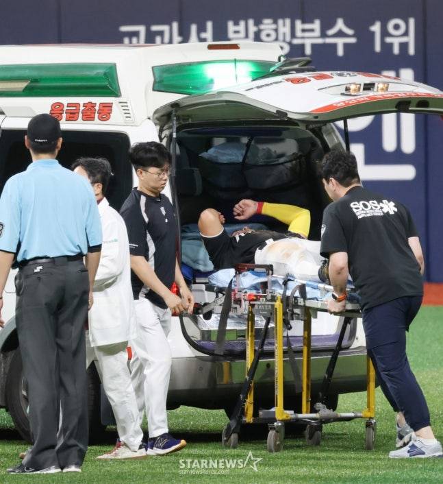 'KT 초비상' 안현민 병원행→소형준 ⅔이닝 5실점, 키움에 3-7 패배... 송성문 올해 첫 20홈런-20도루 [고척 리뷰]