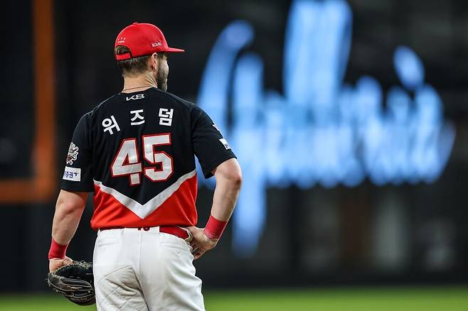 KIA 어제의 영웅이 오늘의 역적으로… '어제의' 위즈덤은 없었다, 이래서 잔인한 야구