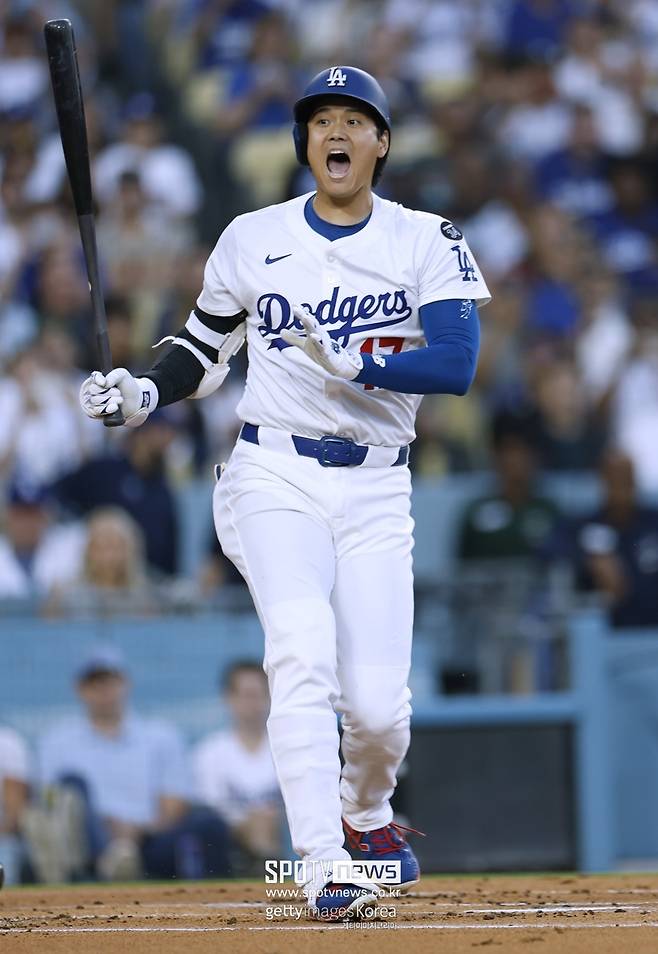 '커쇼 6이닝 1실점' 다저스, 1위 샌디에이고 3-2로 잡고 승률 같아졌다