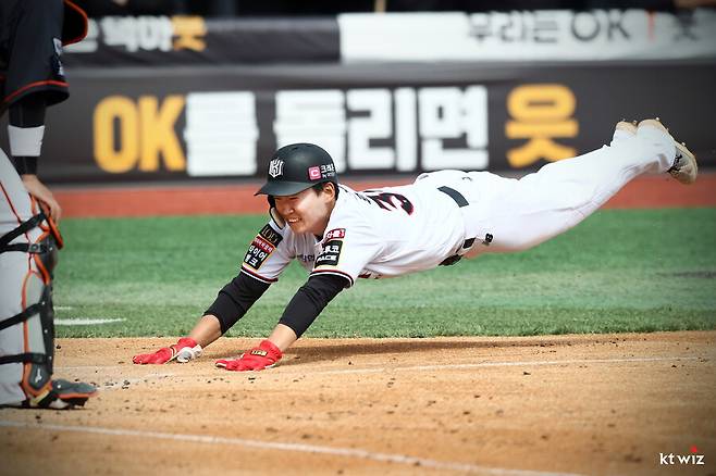 '최강야구' 출신 타자가 KBO 2군을 접수했다…충격의 4할2푼, 멀티히트만 44회 적립한 진짜 괴물