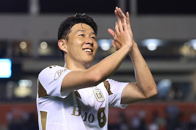 ‘대인배’ 손흥민 PK 양보 미담, 부앙가 “세 번이나 물었는데 거절, EPL 최고의 선수가 와 좋다”