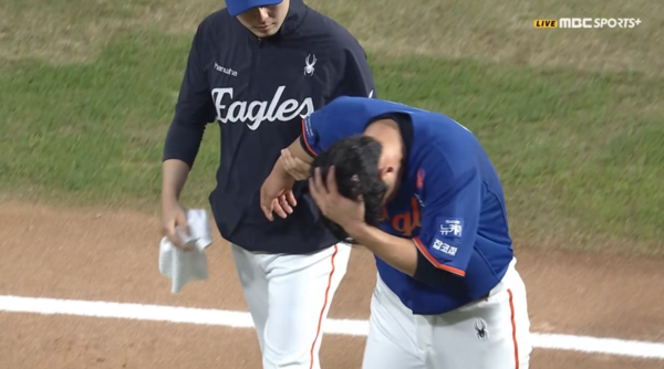 강습 타구 맞고 쓰러진 한화 문동주...