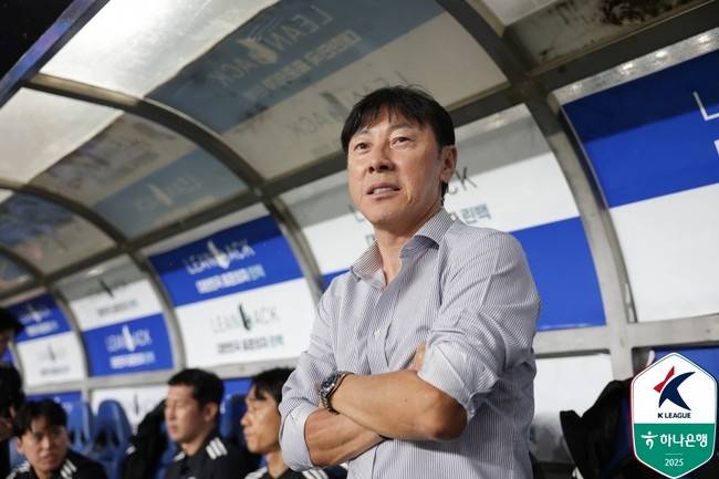 [K리그1 포인트] '울산이 왜 3백 써야 하나'...충격 4실점 대패→신태용 감독도 이유 제시 못해