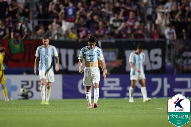 [K리그1 포인트] '울산이 왜 3백 써야 하나'...충격 4실점 대패→신태용 감독도 이유 제시 못해