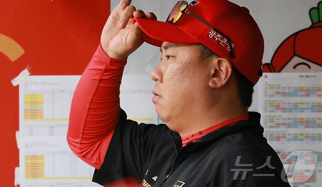 휘청이는 정해영, 구속 저하까지…KIA, 보직 변경 '칼' 빼 드나