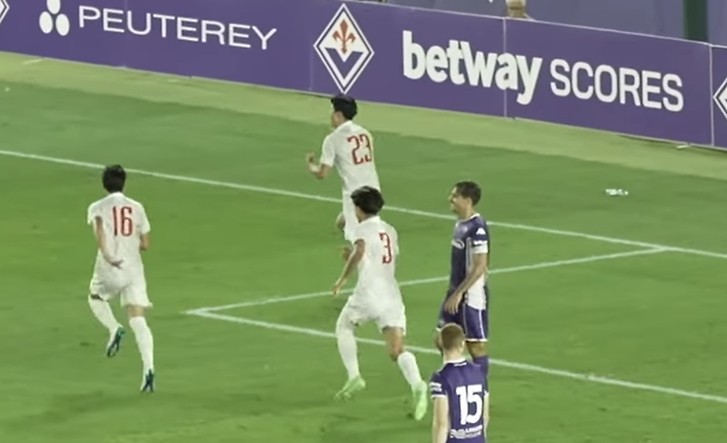 日 축구 미쳤다! 일본대학선발, 이탈리아 명문 피오렌티나 2-1 격파…유럽이 놀랐다