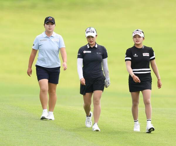 홍정민, 12년만에 깬 'KLPGA 72홀 최소타' 신기록…9타차 와이어투와이어 우승 '시즌2승째'