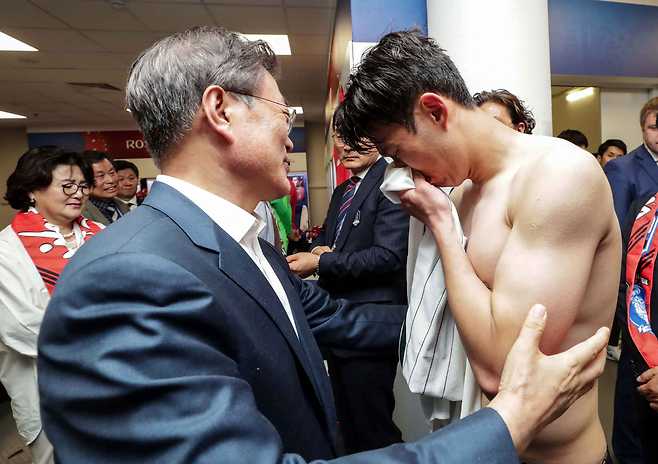 손흥민, 대통령에 안겨 펑펑 울었는데…사실상 멕시코 홈경기서 설욕전 펼칠까