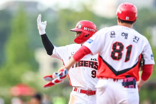 친구의 MVP 수상에 자극받았던 KIA 특급 유망주…9월 맹타, 구멍 난 내야가 채워진다