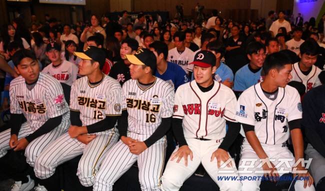 '키움·NC 13명 폭풍 지명' 조상우·손아섭·김성욱의 유산 누가 될까…2026년 신인드래프트 개최
