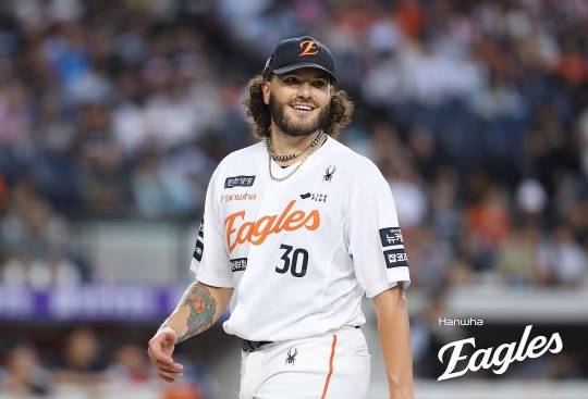 '몸값 400만 달러' 한화 폰세, 재계약 사실상 불가능...MLB 러브콜 폭발