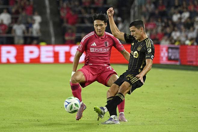 ‘손흥민 2골 폭발’ LAFC, 정상빈 뛴 세인트루이스 꺾고 4연승 질주