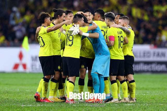 귀화 조작에 뒤집힌 동남아… 김상식 감독의 베트남 제자들