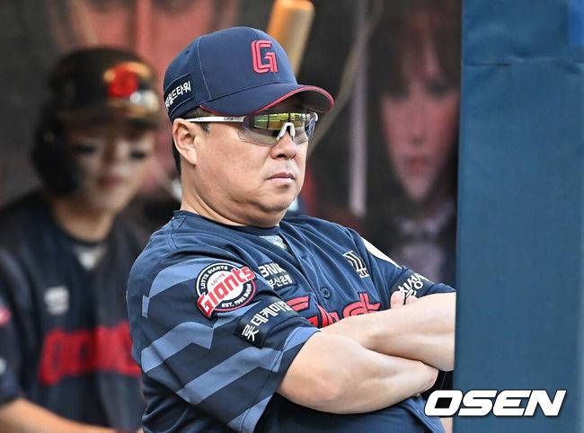 “납득도 못하고 훈련만 하면 막노동이지” 롯데 8년 연속 PS 탈락인데, 김태형 왜 지옥훈련에 반대 의견 냈나