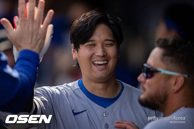 '223승' 커쇼의 역사적 마지막 등판, 김혜성이 결승포로 함께했다...오타니도 개인 최다 55호포 폭발 [LAD 리뷰]