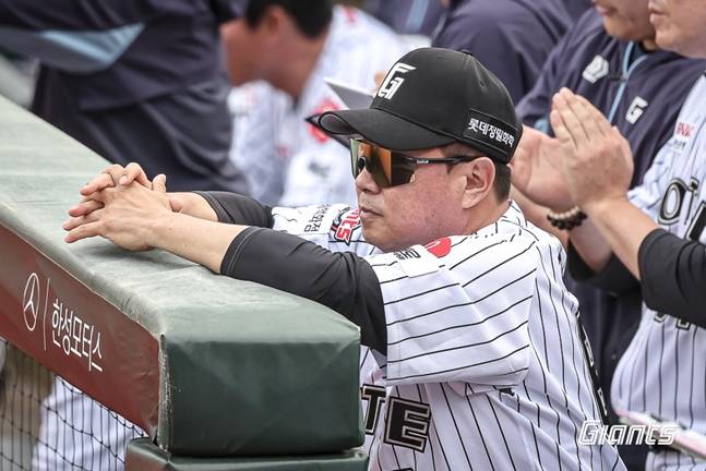 롯데 거짓말 같은 추락, 52일간 삼성·LG 원투펀치보다 승수 적었다... 8년째 조용하기만 한 사직의 가을